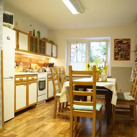 Rositas Gastehaus Im Meisterhof * Goehren (Ruegen)